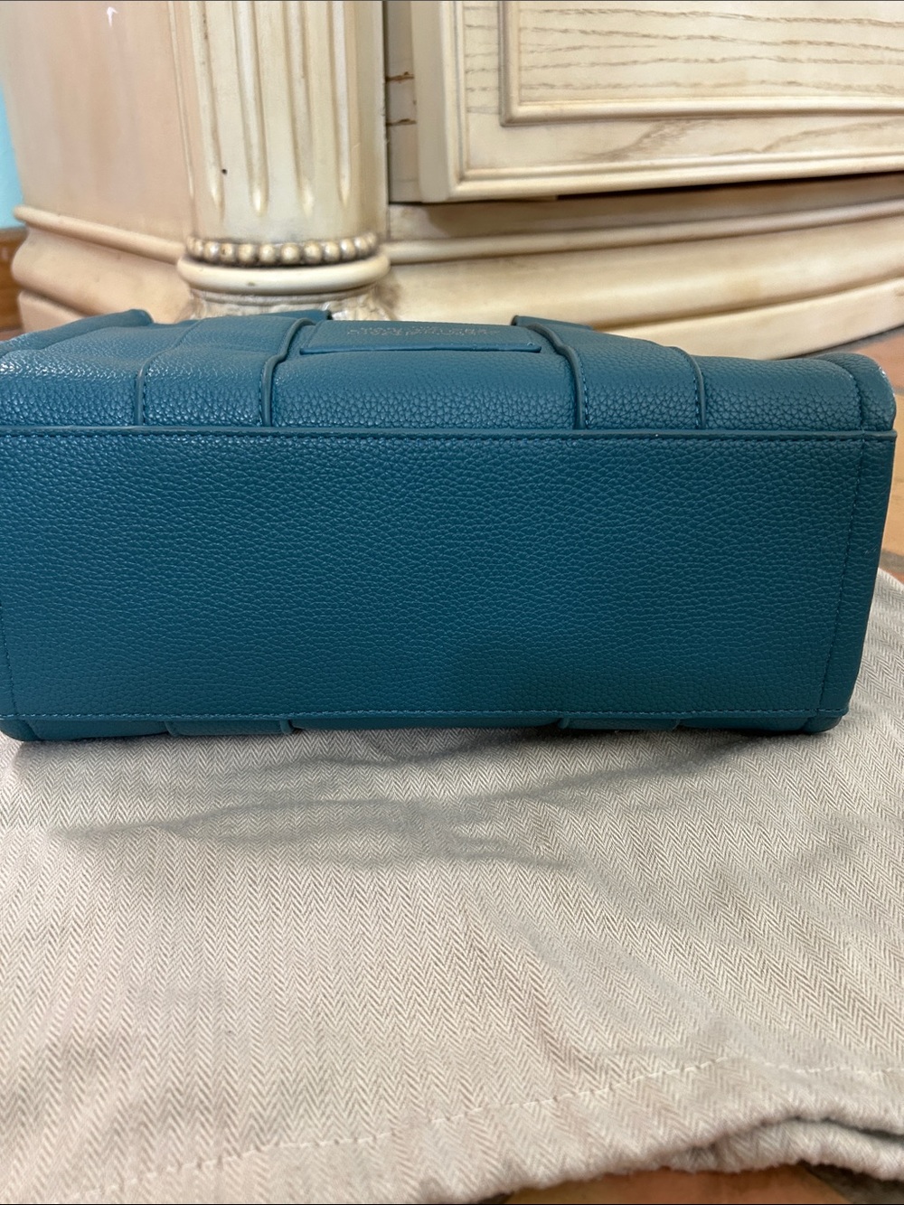 Marc Jacobs Teal Pebbled Leather Logo Tote - Picture 6 of 8
